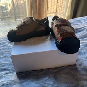 Burberry Kids Tan Sneakers with Suede Finish and Lace-Up Design